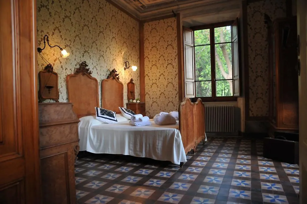 Villa Carlotta Sarzana 0*,